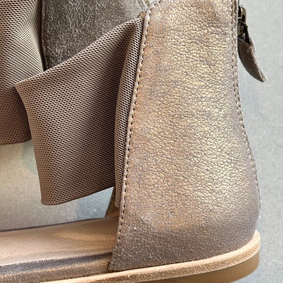 Eileen Fisher Metallic Taupe Leather Elastic Mesh Open-Toe Flat Sandals Size 8.5 - Picture 5 of 7